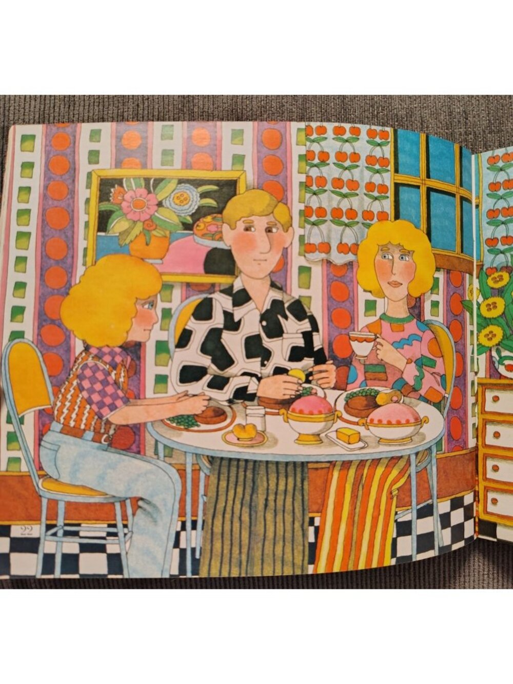 Vintage The Robber Child Soft Cover Children's Book 1975 Colorful Retro READ